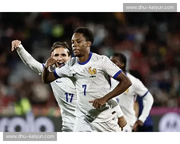 绿茵场上的璀璨双星：摩洛哥与多特蒙德的激情碰撞